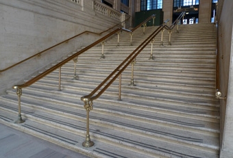 Chicago's Union Station - Baby-carriage stairs